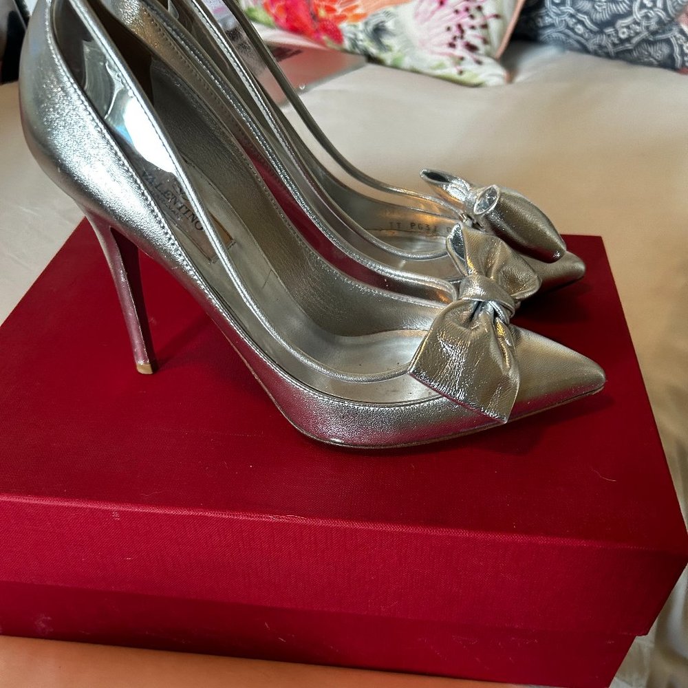 Valentino 105MM Dollybow Bow Pump
